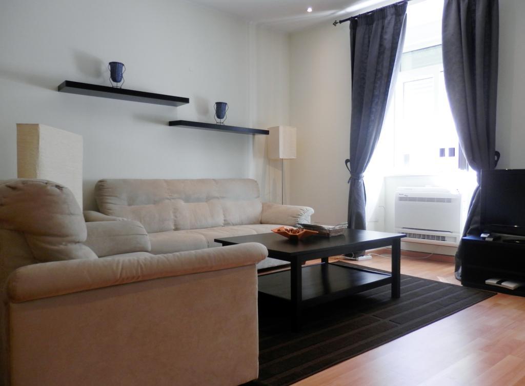 Downtown, Cozy Apartment In Lisboa Стая снимка